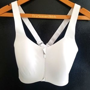 Knix Catalyst Front Zip Sports Bra. Size: 6+.